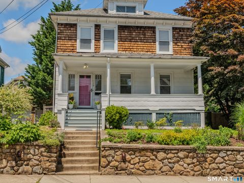 Photo of 117 Blydenburg Avenue, New London, CT 06320 (MLS # 24138487)