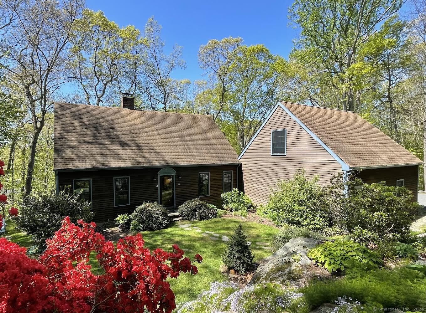 Property for Sale at 7 Ridgeway Road, Clinton, Connecticut - Bedrooms: 3 
Bathrooms: 2 
Rooms: 6  - $475,000
