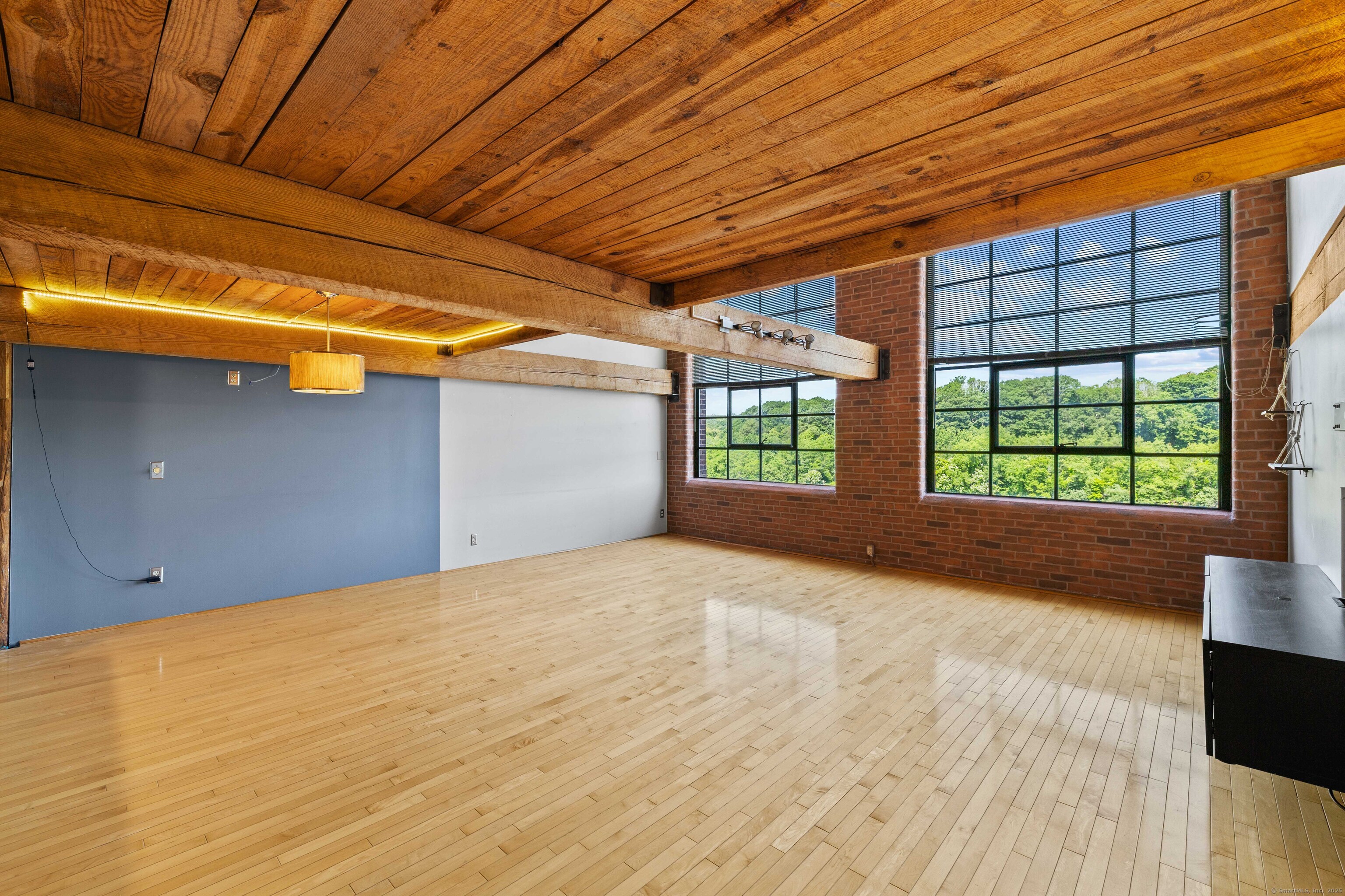 68 Thermos Avenue 302D