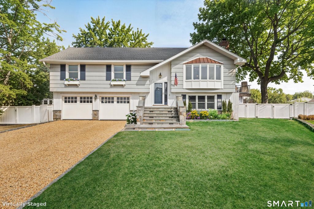 Photo of 102 Soundview Drive, Stamford, CT 06902 (MLS # 24163171)