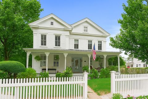 Photo of 215 Old Post Road, Fairfield, CT 06824 (MLS # 24176330)