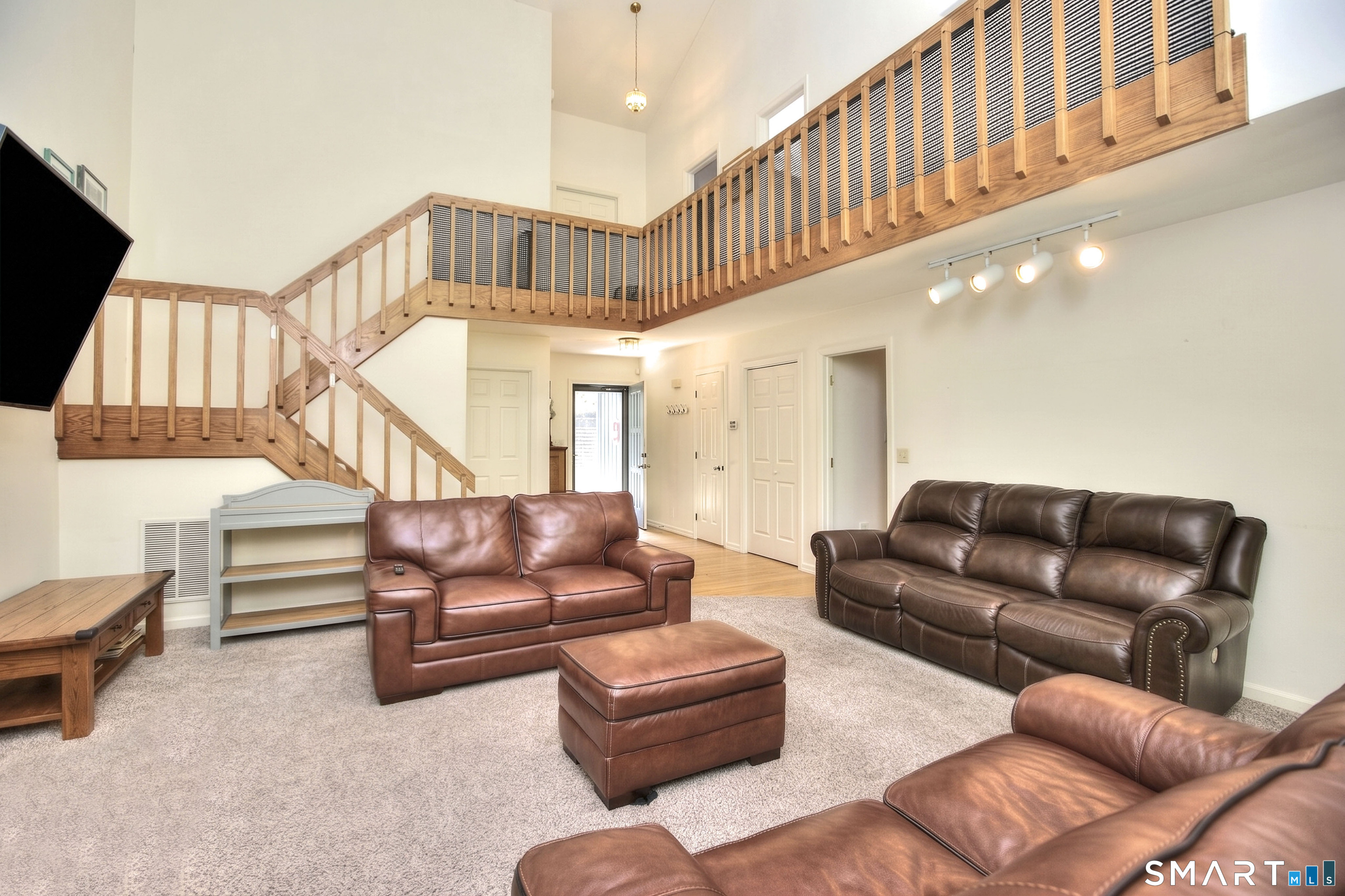 21 Hearthstone Drive 21