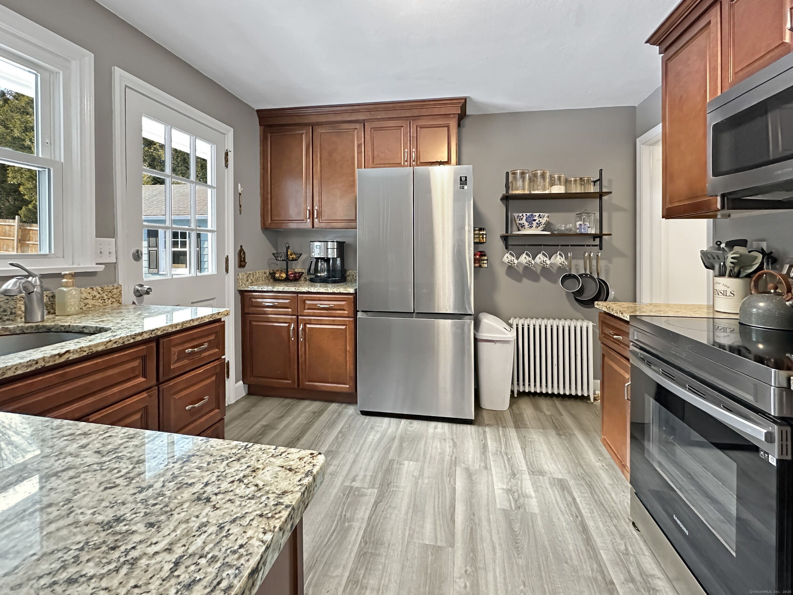 5 Senkow Drive, Waterford, Connecticut image 20