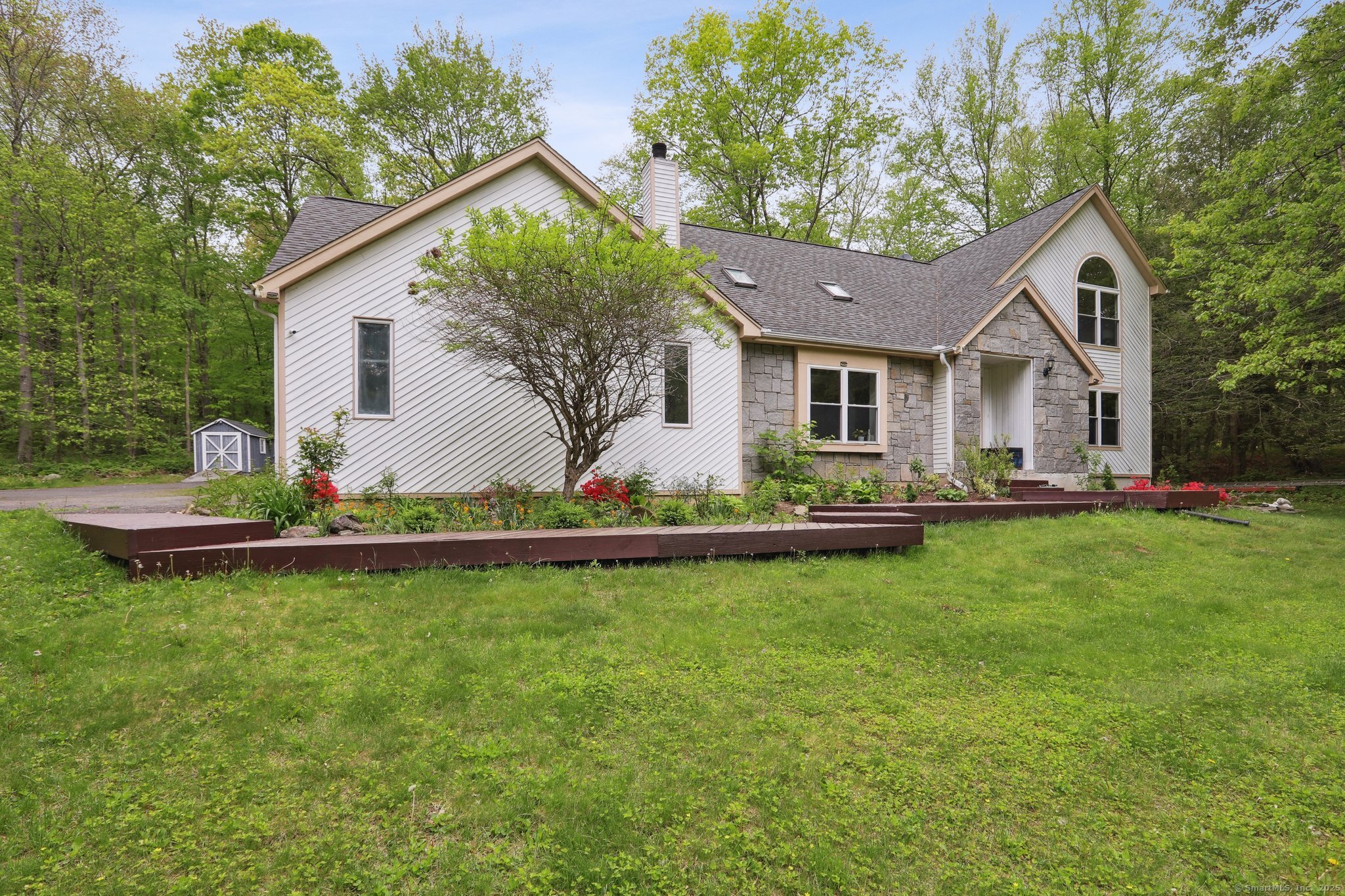 8 Grants Lane