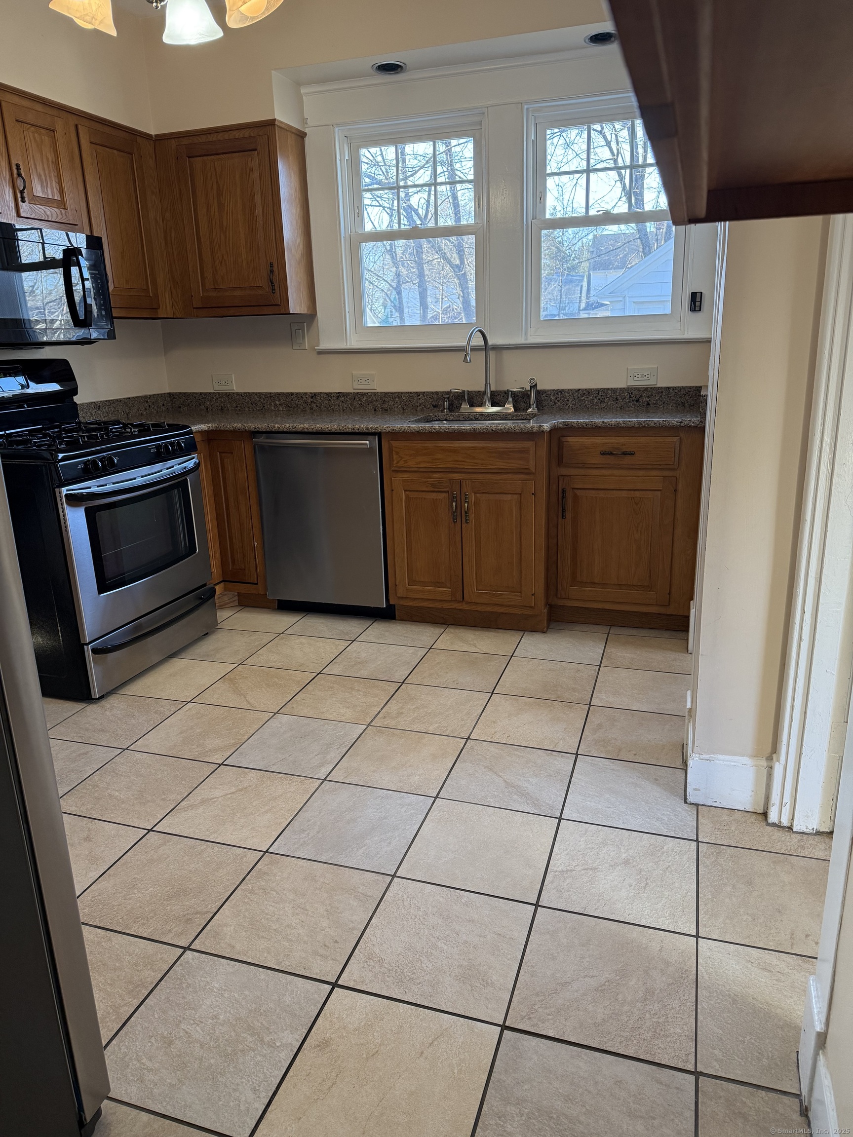 104 Ardmore Street, Hamden, Connecticut image 4