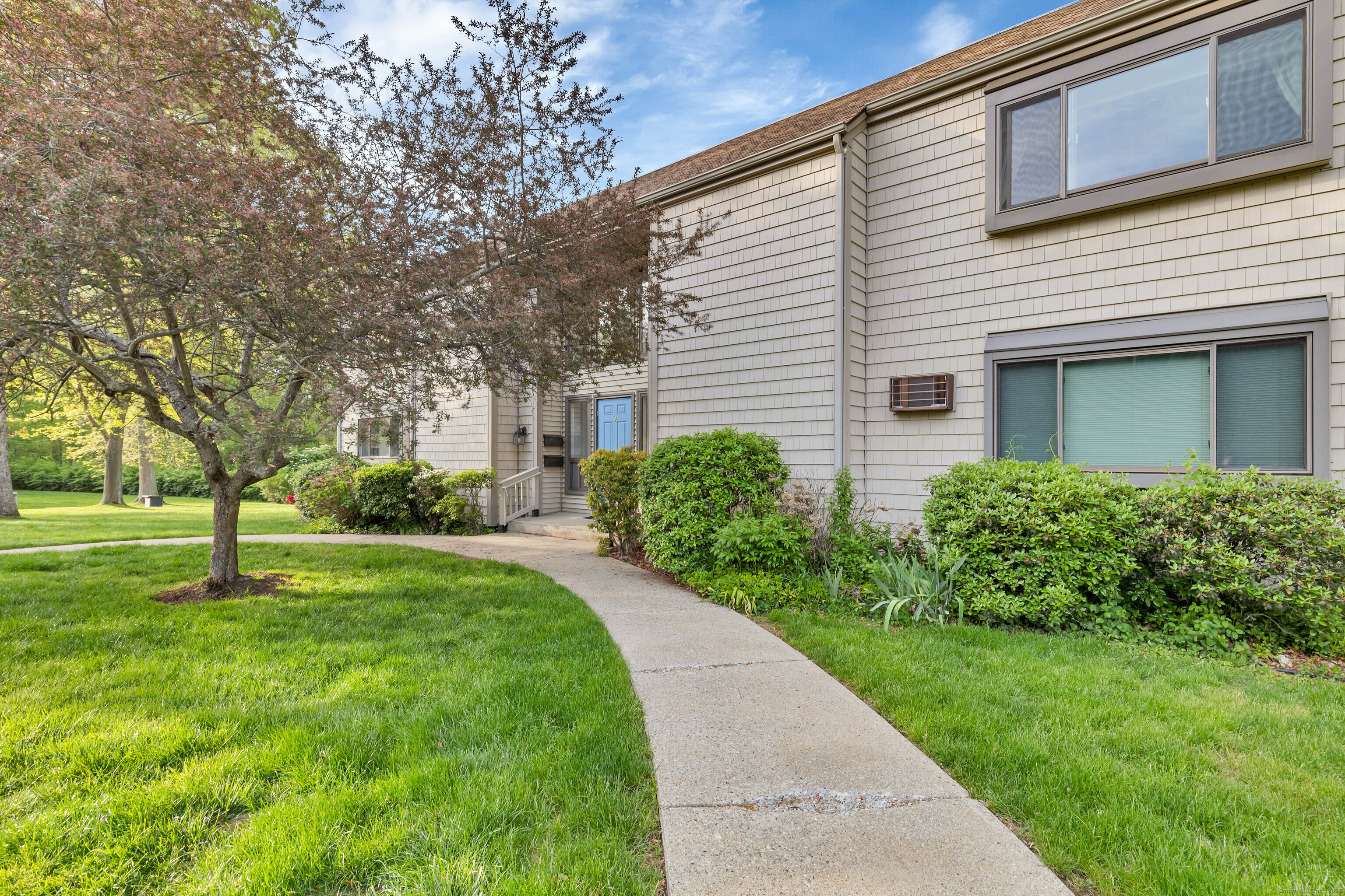 91 Riverview Road APT 9B