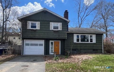 29 Moss Point Trail Old Lyme CT 06371