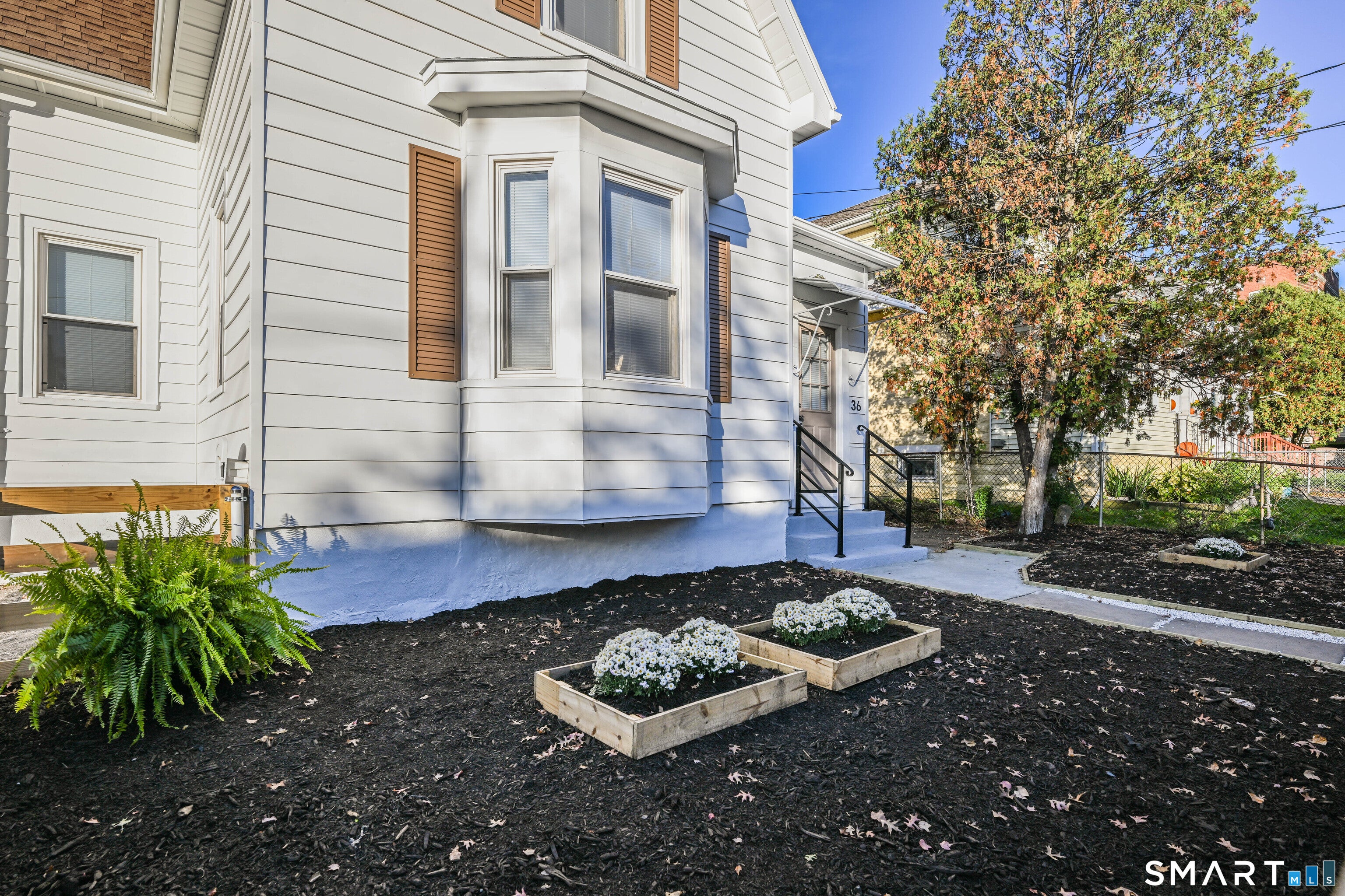 36 Ward Place