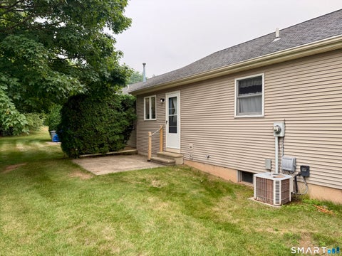 Tiny photo for 102 N Maple Street #8B, Enfield, CT 06002 (MLS # 24202772)