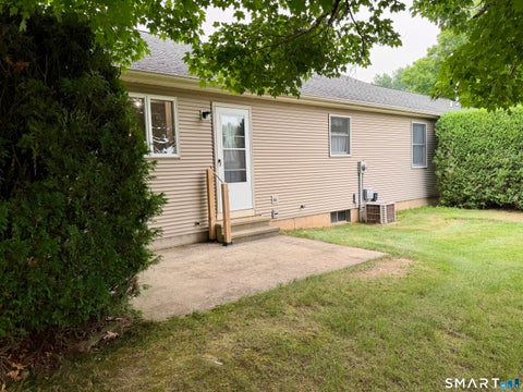 Tiny photo for 102 N Maple Street #8B, Enfield, CT 06002 (MLS # 24202772)