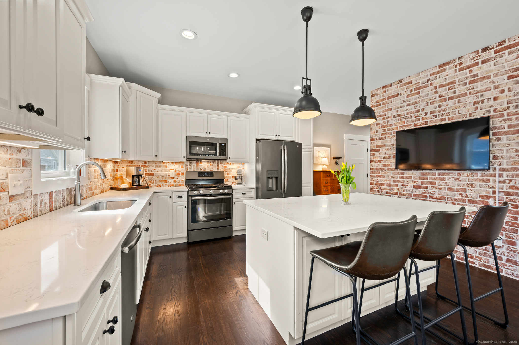 5 Copper Brook Circle, Granby, Connecticut image 3
