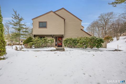 Tiny photo for 17 Maple Lane #17, Avon, CT 06001 (MLS # 24154702)