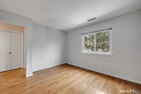 Tiny photo for 17 Maple Lane #17, Avon, CT 06001 (MLS # 24154702)