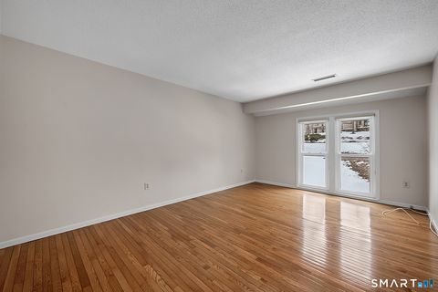 Tiny photo for 17 Maple Lane #17, Avon, CT 06001 (MLS # 24154702)