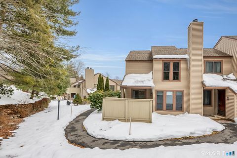 Tiny photo for 17 Maple Lane #17, Avon, CT 06001 (MLS # 24154702)