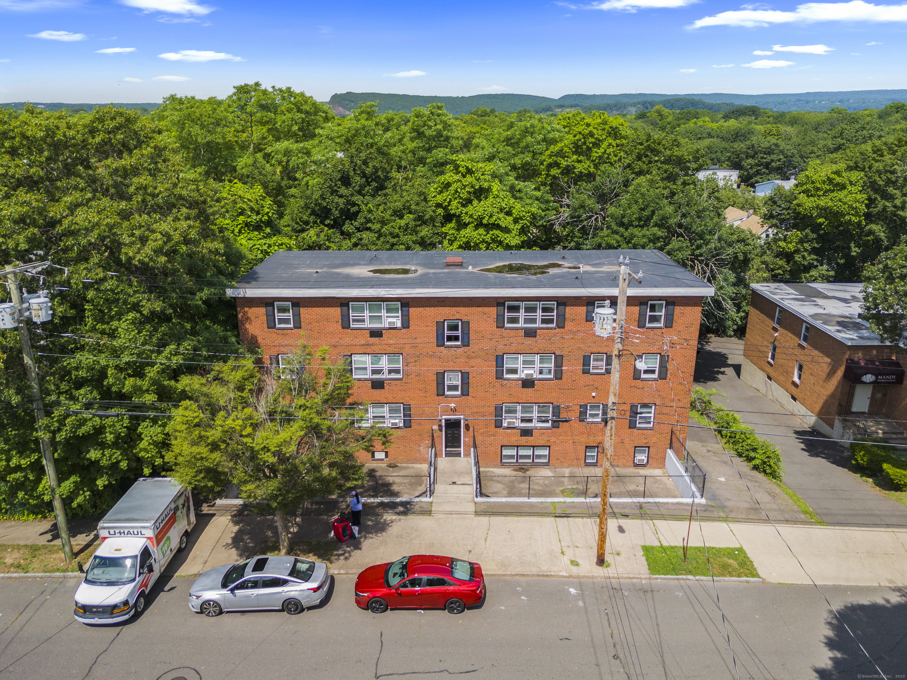 212 Sheffield Avenue