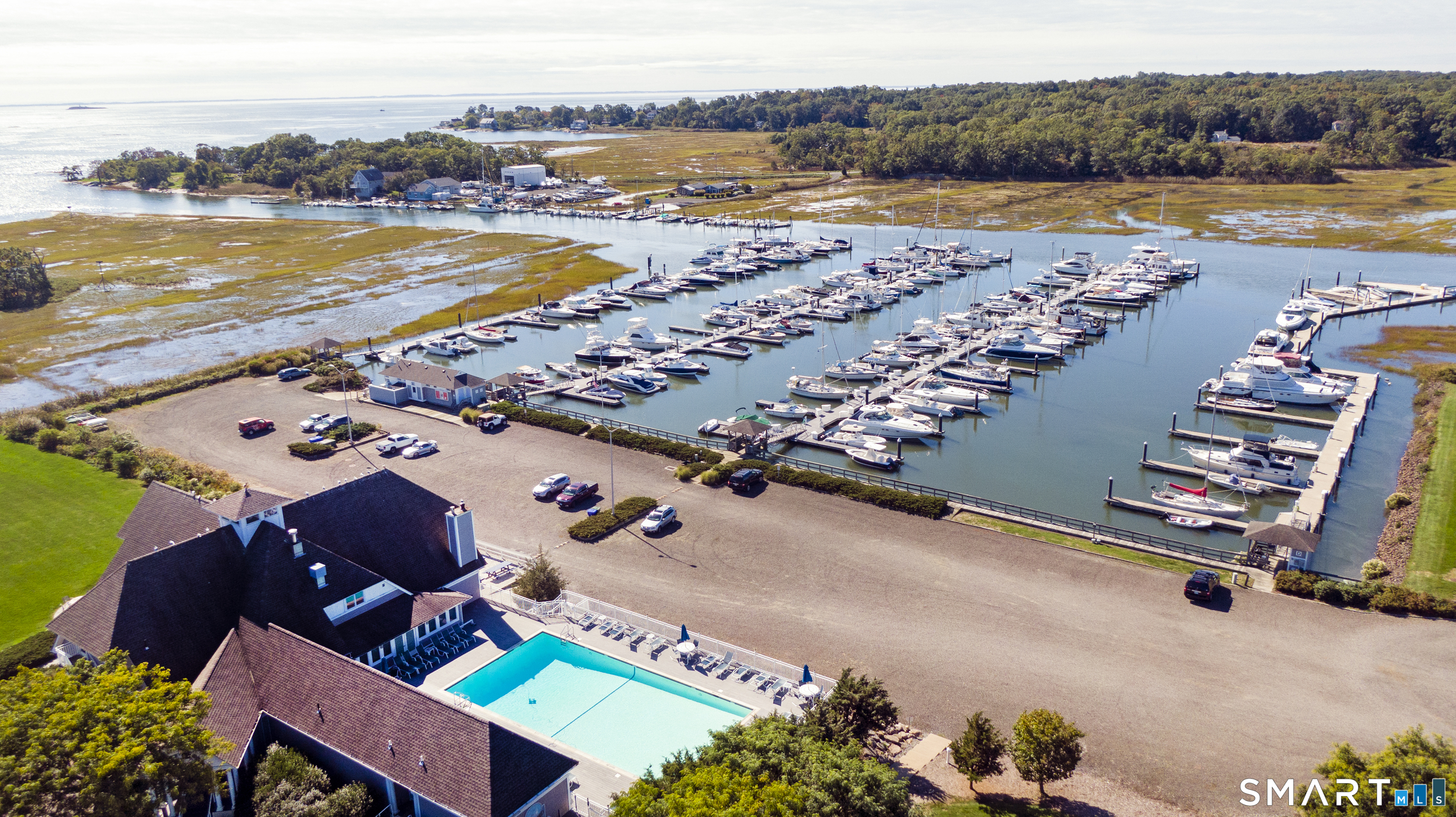 379 Whitfield Street AS2136