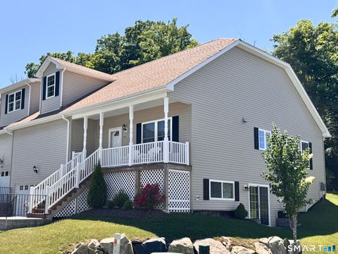 Condo For Sale - 197 Oak Meadow Lane #197<br/> Torrington, CT 06790