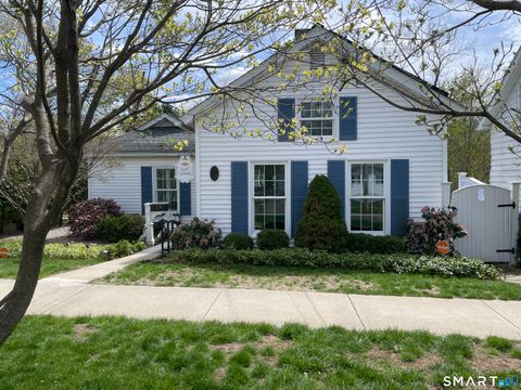 Photo of 29 Warwick Street, Middletown, CT 06457 (MLS # 24169083)