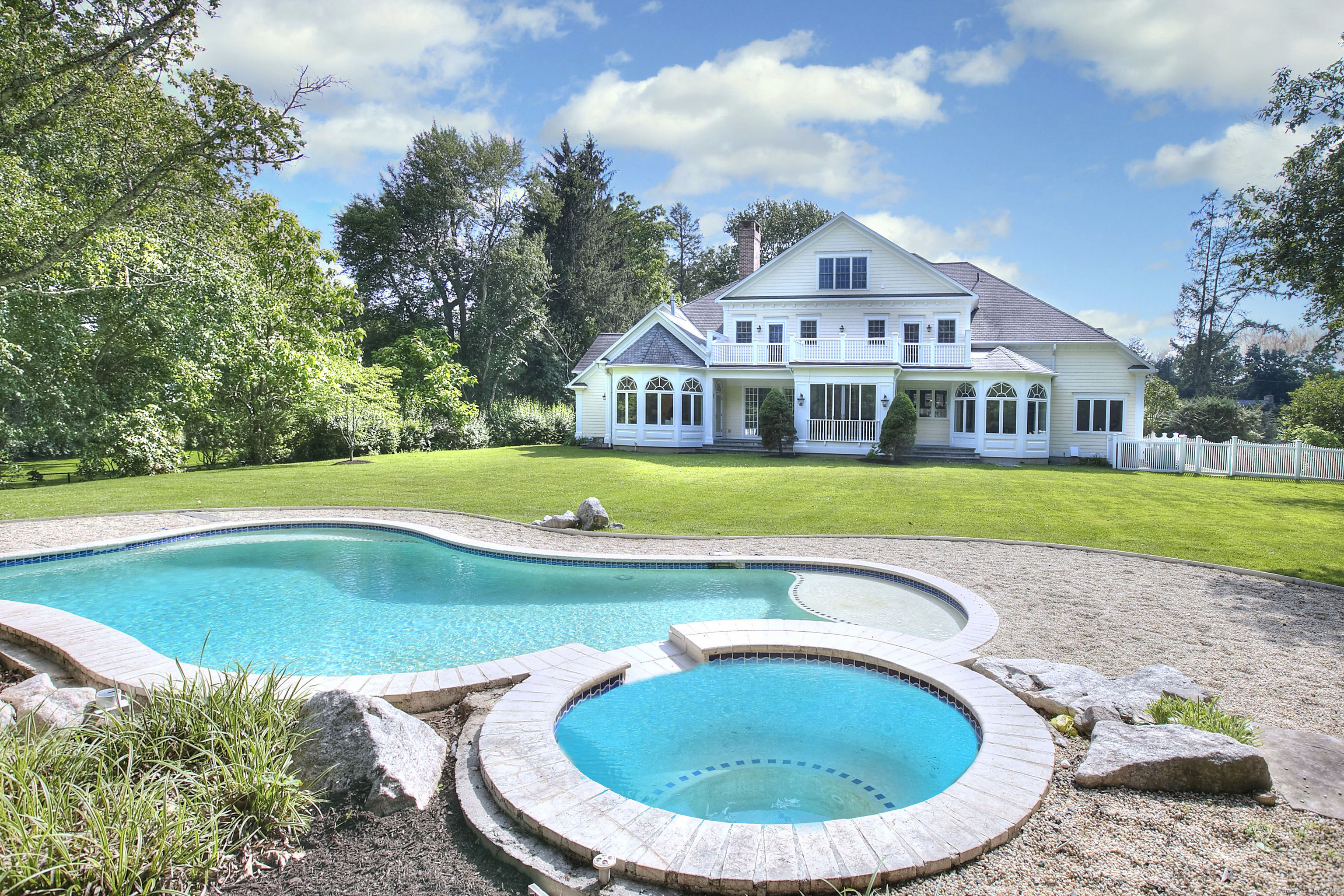 4 Jennings Court