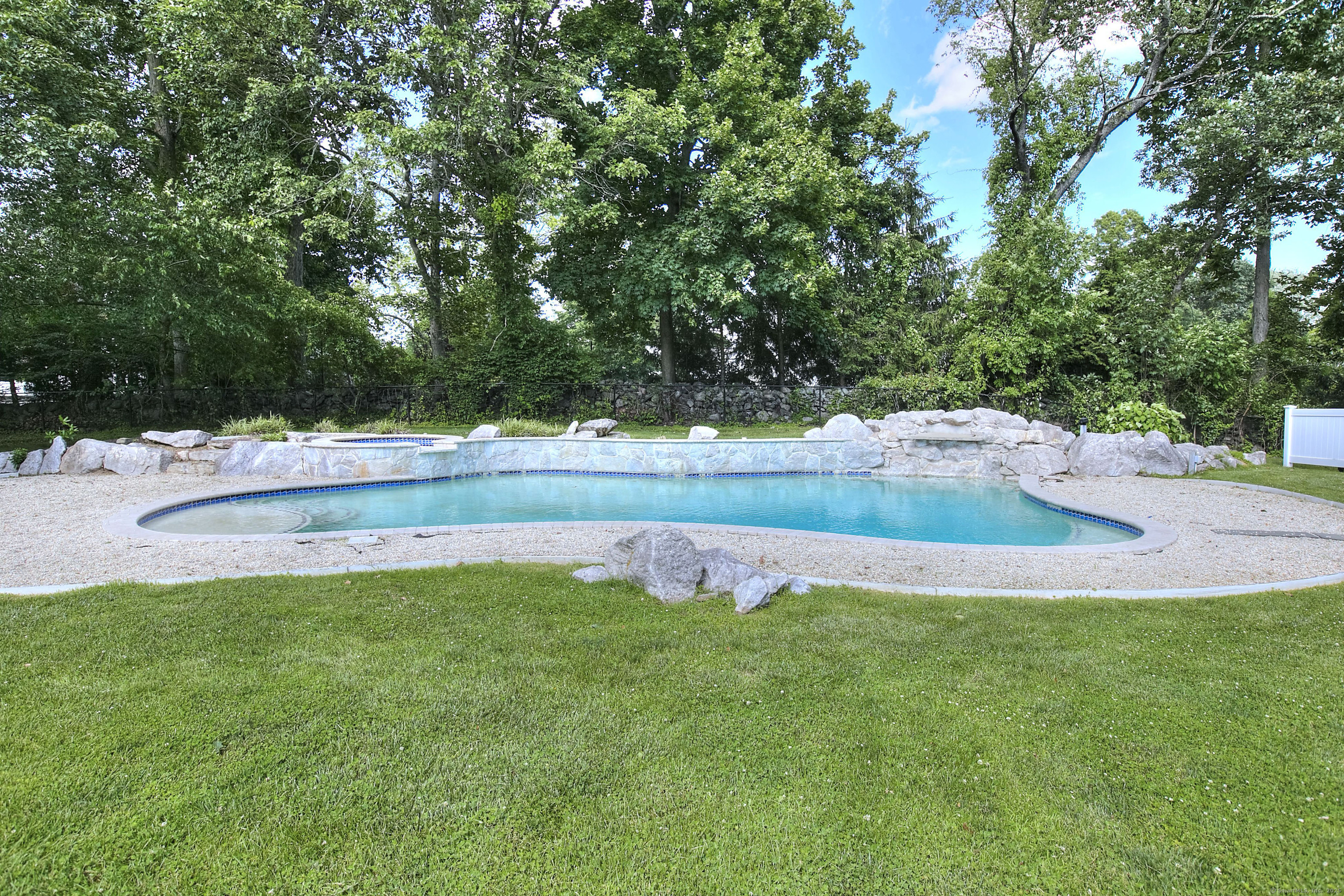 4 Jennings Court