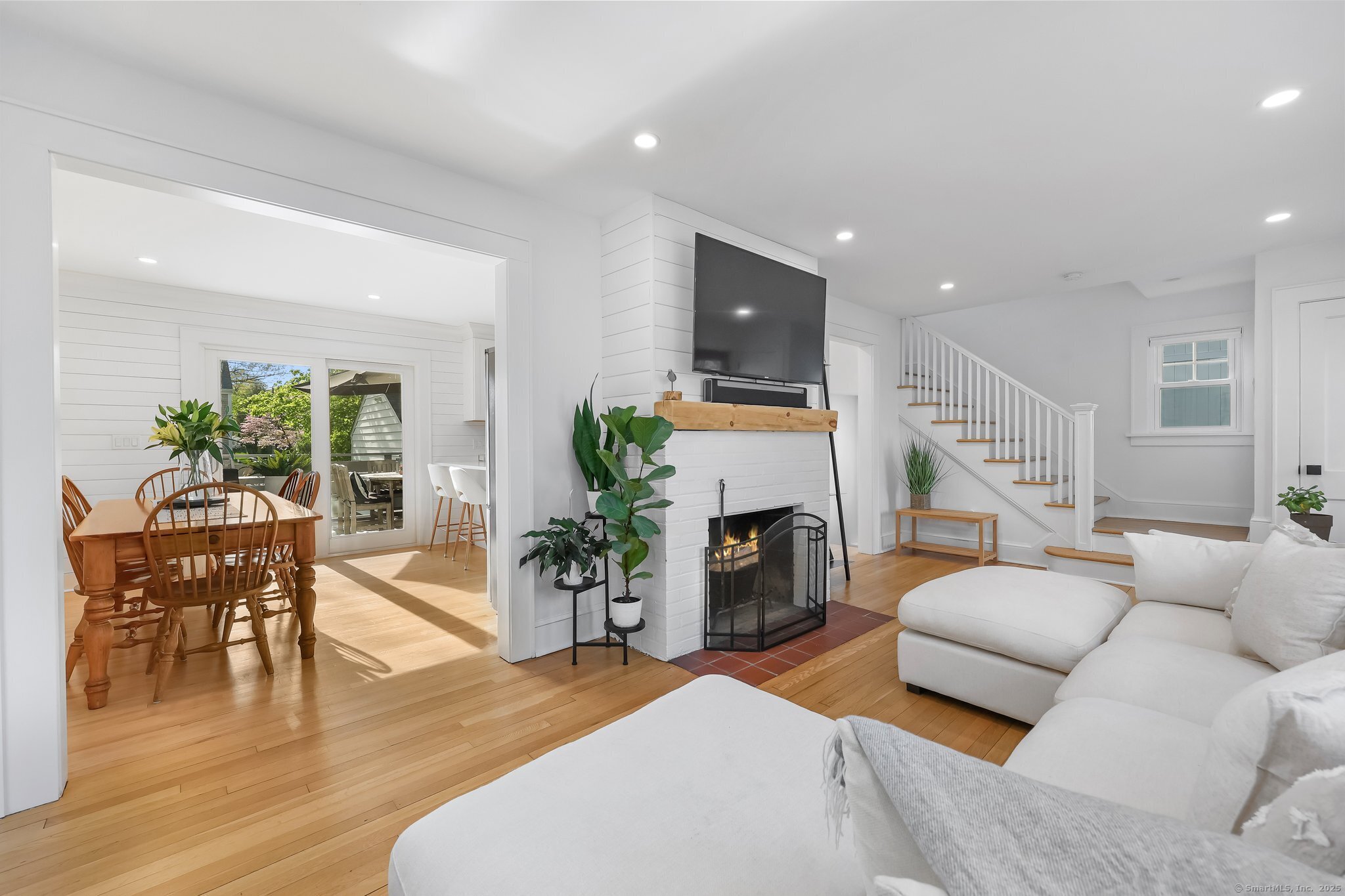 39 Dubois Street, Darien, Connecticut image 8