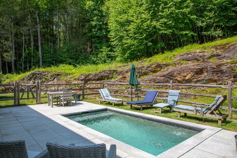 Tiny photo for 18 Tunnel Road, Roxbury, CT 06783 (MLS # 24163273)