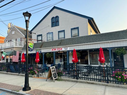27 East Main Street Clinton CT 06413