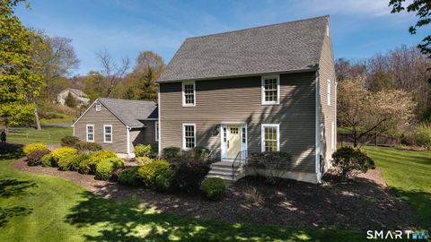 Photo of 179 Walnut Tree Hill Road, Newtown, CT 06482 (MLS # 24166036)