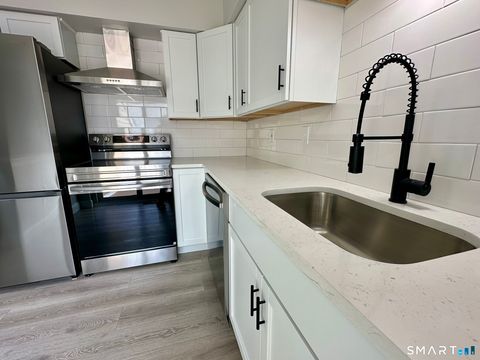 Tiny photo for 629 Longfellow Drive #629, Branford, CT 06405 (MLS # 24175374)
