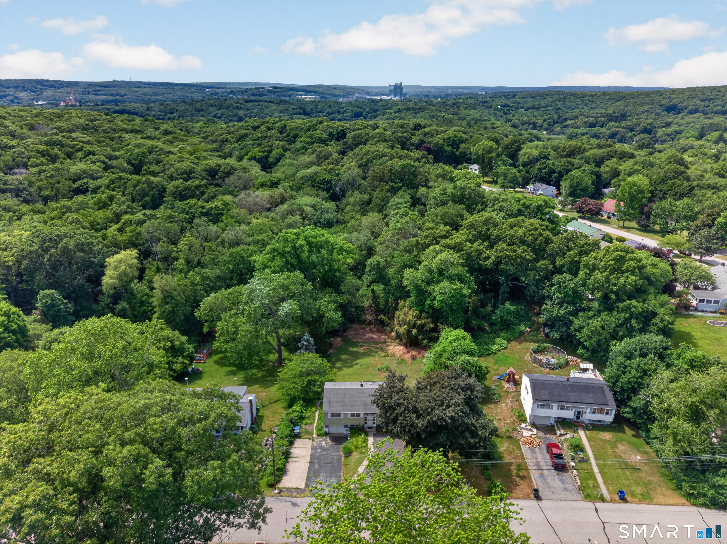 6 Willow Lane