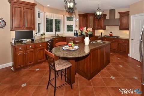 Tiny photo for 5 Biltmore Court, Avon, CT 06001 (MLS # 24187436)