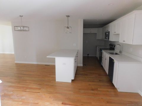 Tiny photo for 1985 West Street #11, Southington, CT 06489 (MLS # 24089676)