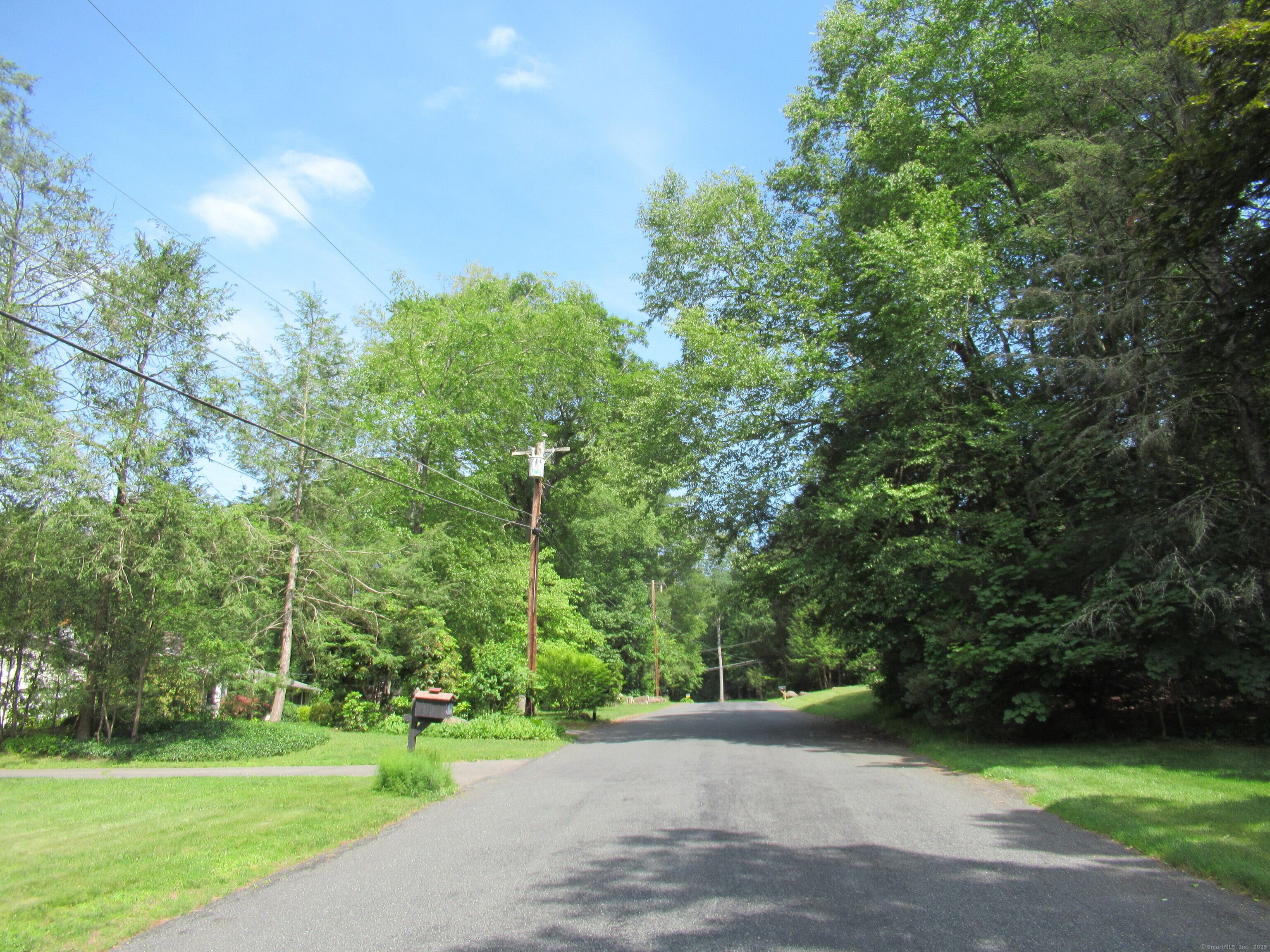 12 Shady Glen Lane