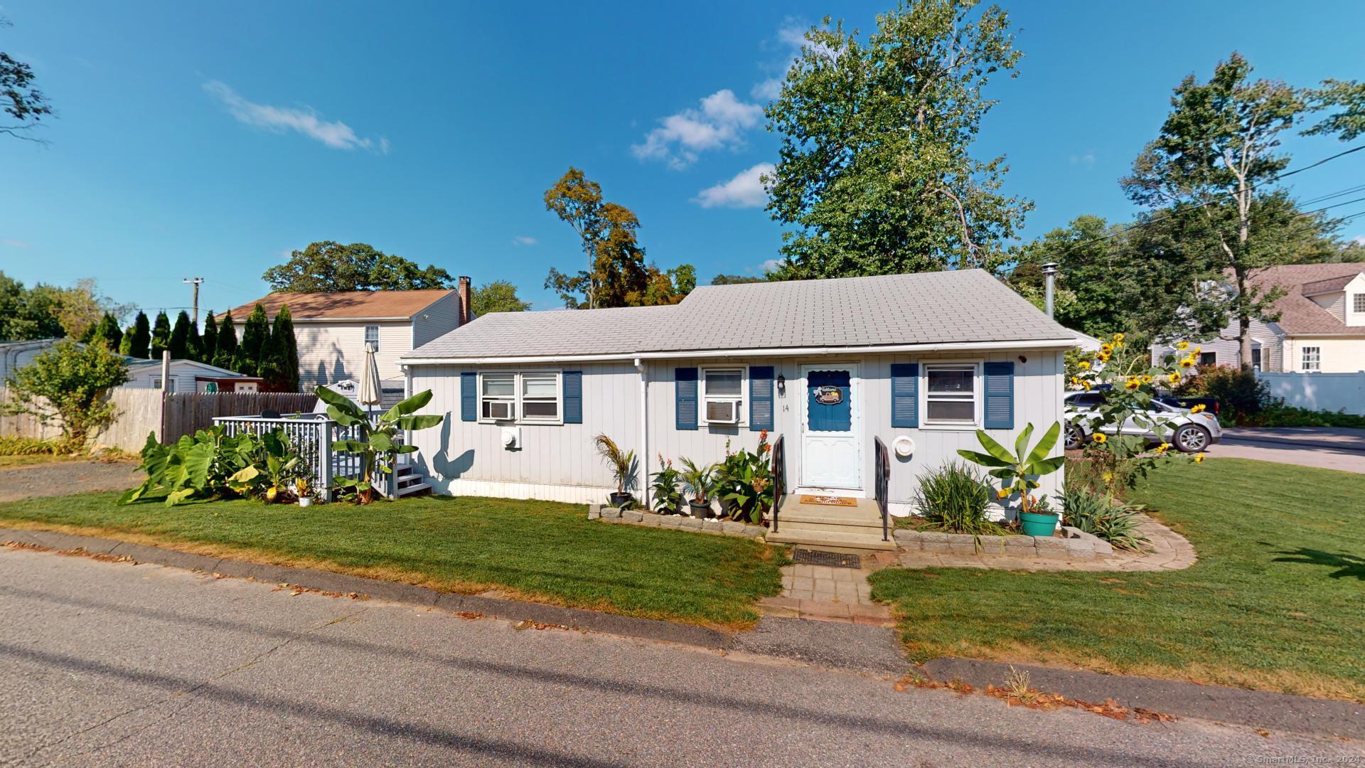 View East Hampton, CT 06424 house