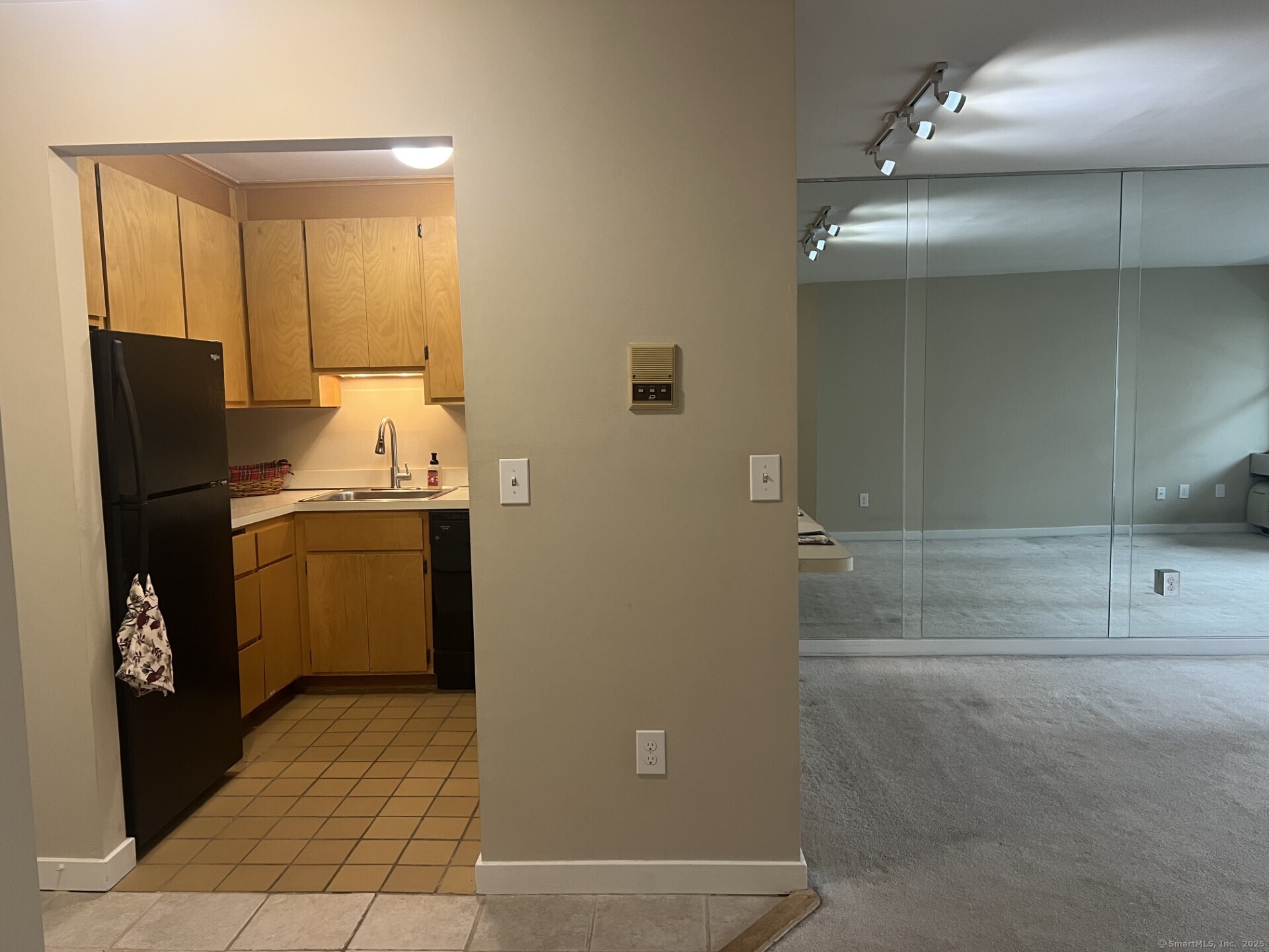 163 South Street #15, Danbury, Connecticut image 18