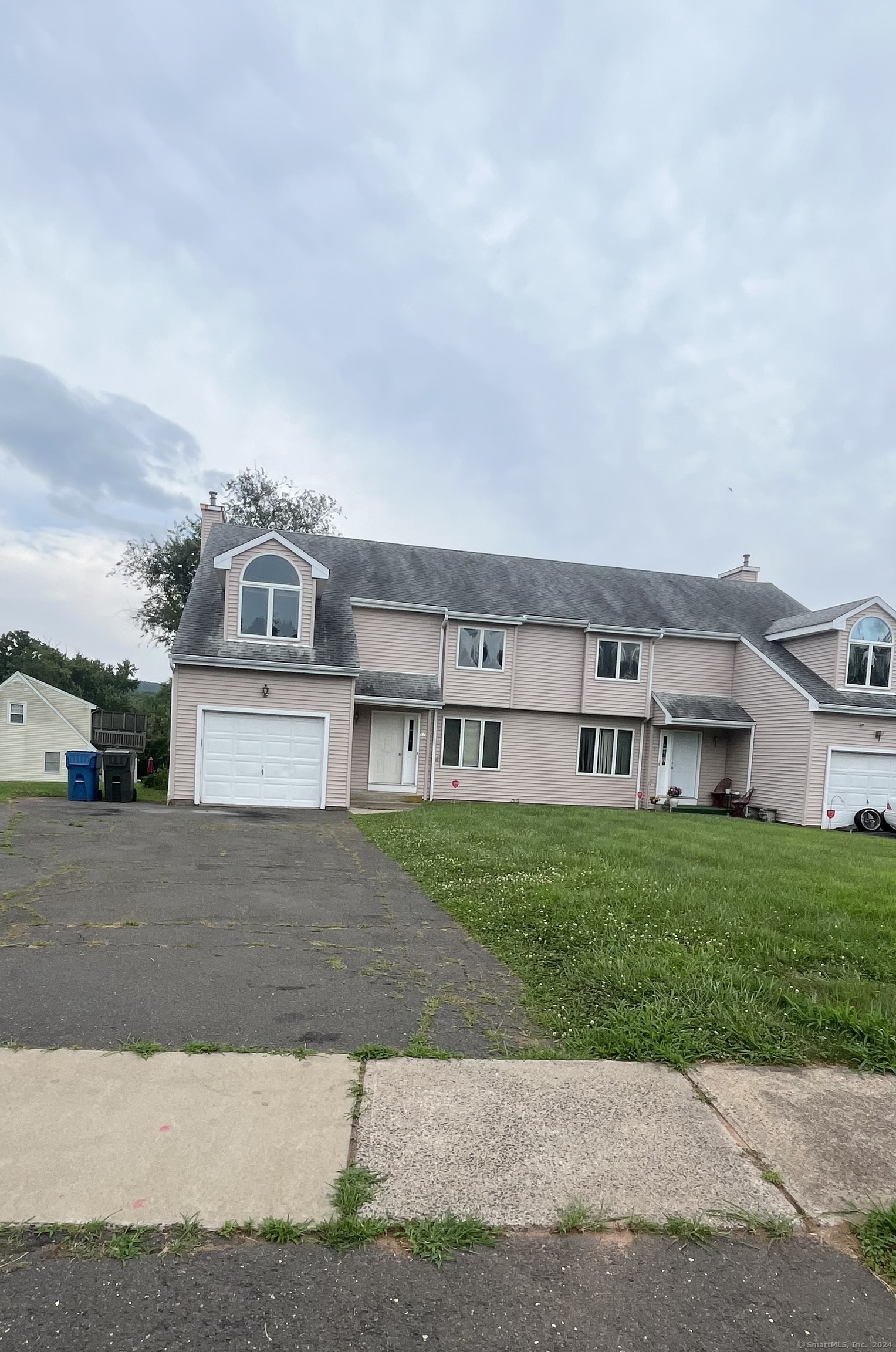 Rental Property at 11 Kramer Drive, Berlin, Connecticut - Bedrooms: 3 
Bathrooms: 3 
Rooms: 6  - $3,000 MO.