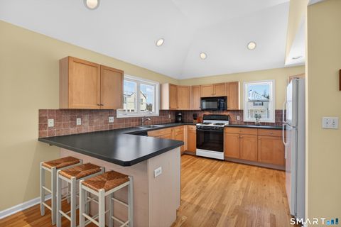 Tiny photo for 10 Trout Brook Circle #10, Newtown, CT 06470 (MLS # 24151230)