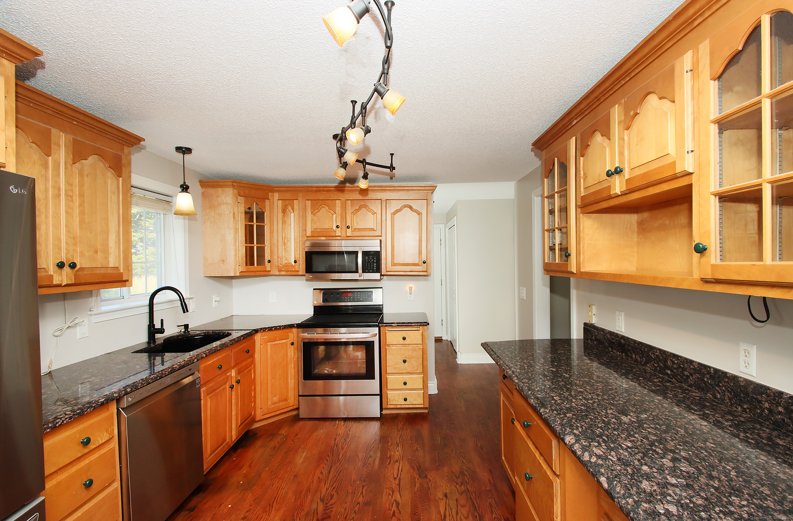 330 Meadowbrook Drive