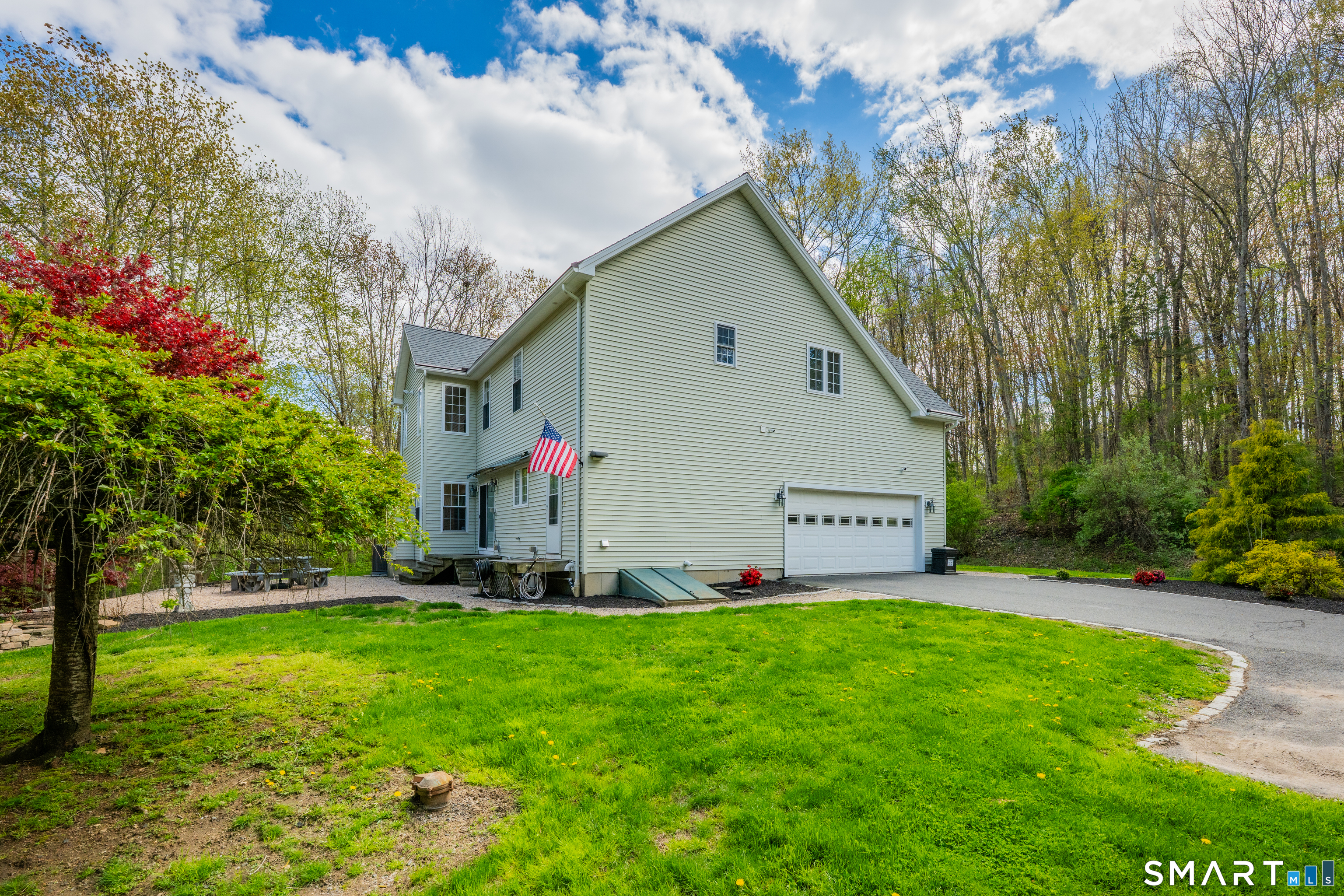 52 Old Farm Road