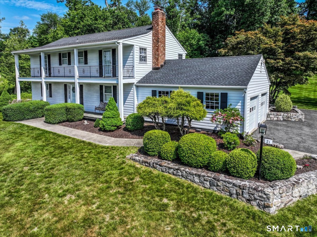 21 White Pine Drive