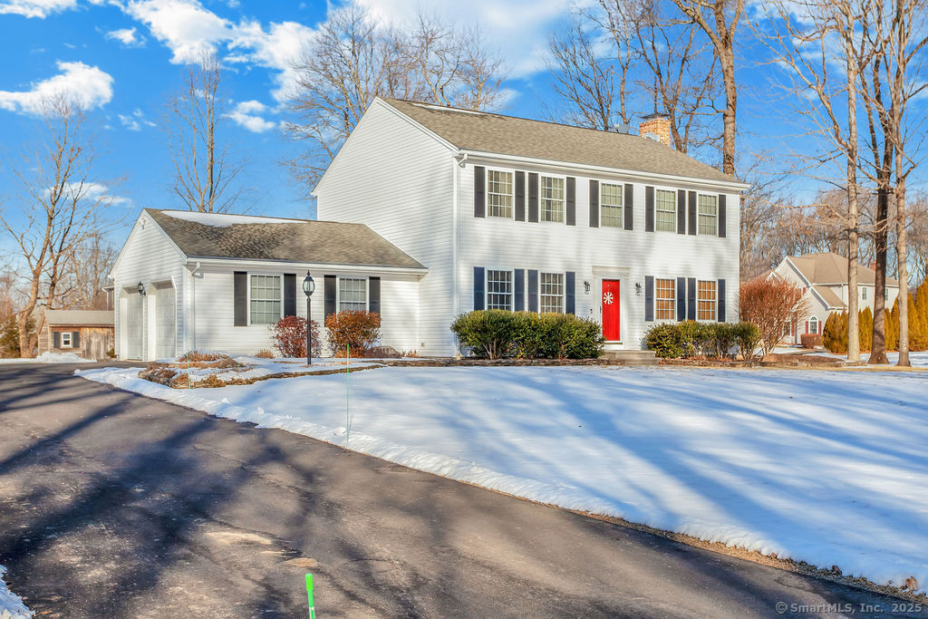 Property for Sale at Cobblestone Court, Prospect, Connecticut - Bedrooms: 3 
Bathrooms: 3 
Rooms: 7  - $559,900