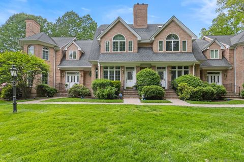 104 Ritch Avenue West Apt 6 Greenwich CT 06830