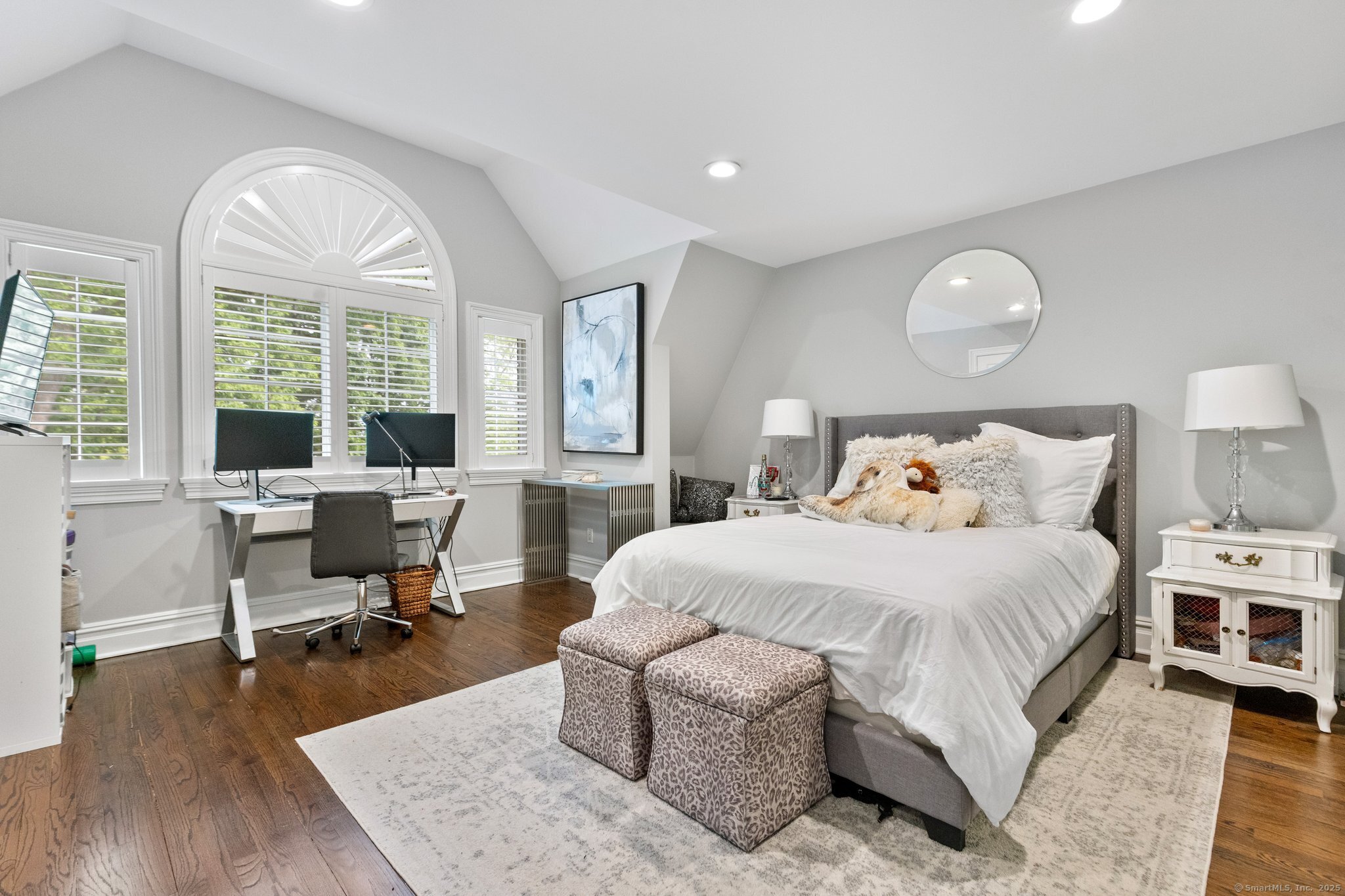 Greenwich, Connecticut 06830, United States, 3 Bedrooms Bedrooms, ,4 BathroomsBathrooms,Residential,Active,183096