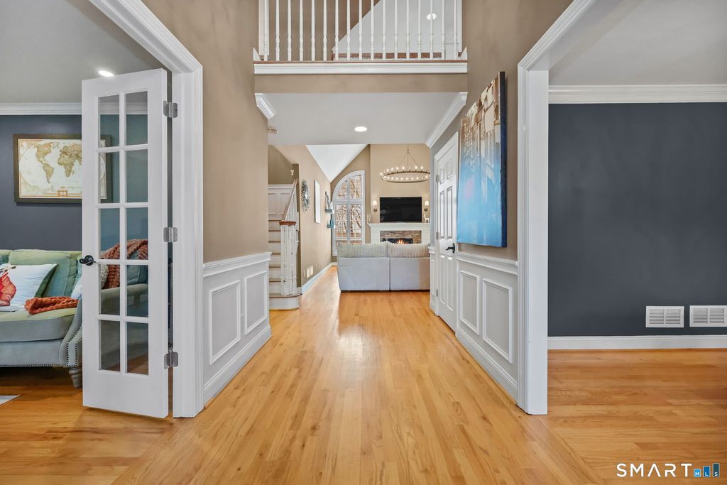 Photo of 57 Little Fox Lane, Southbury, CT 06488 (MLS # 24146671)