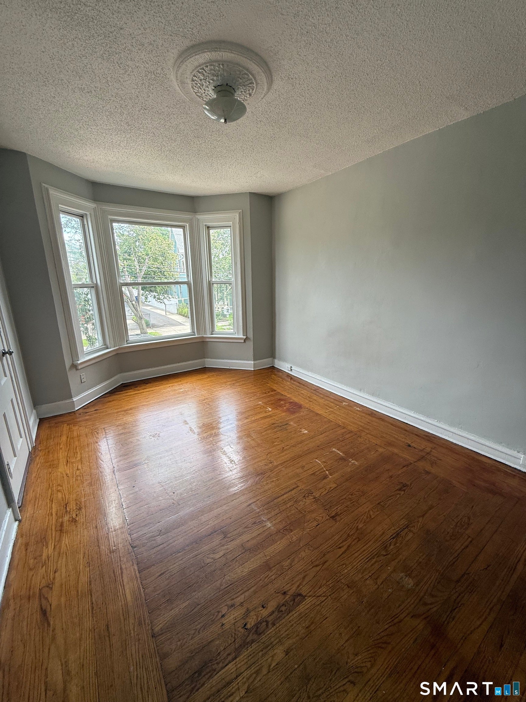 32 Clinton Avenue