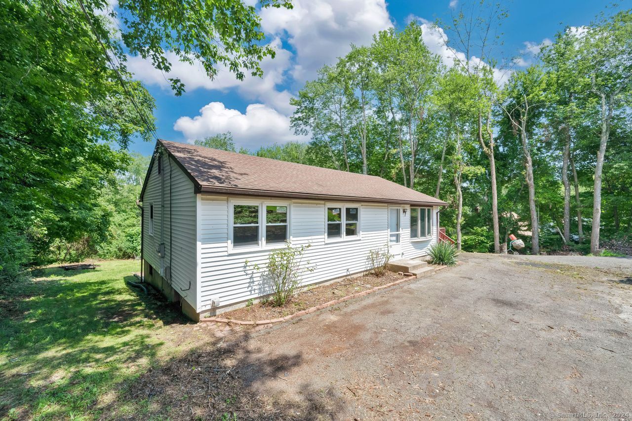 395 Washington Road, Plymouth, Connecticut image 3