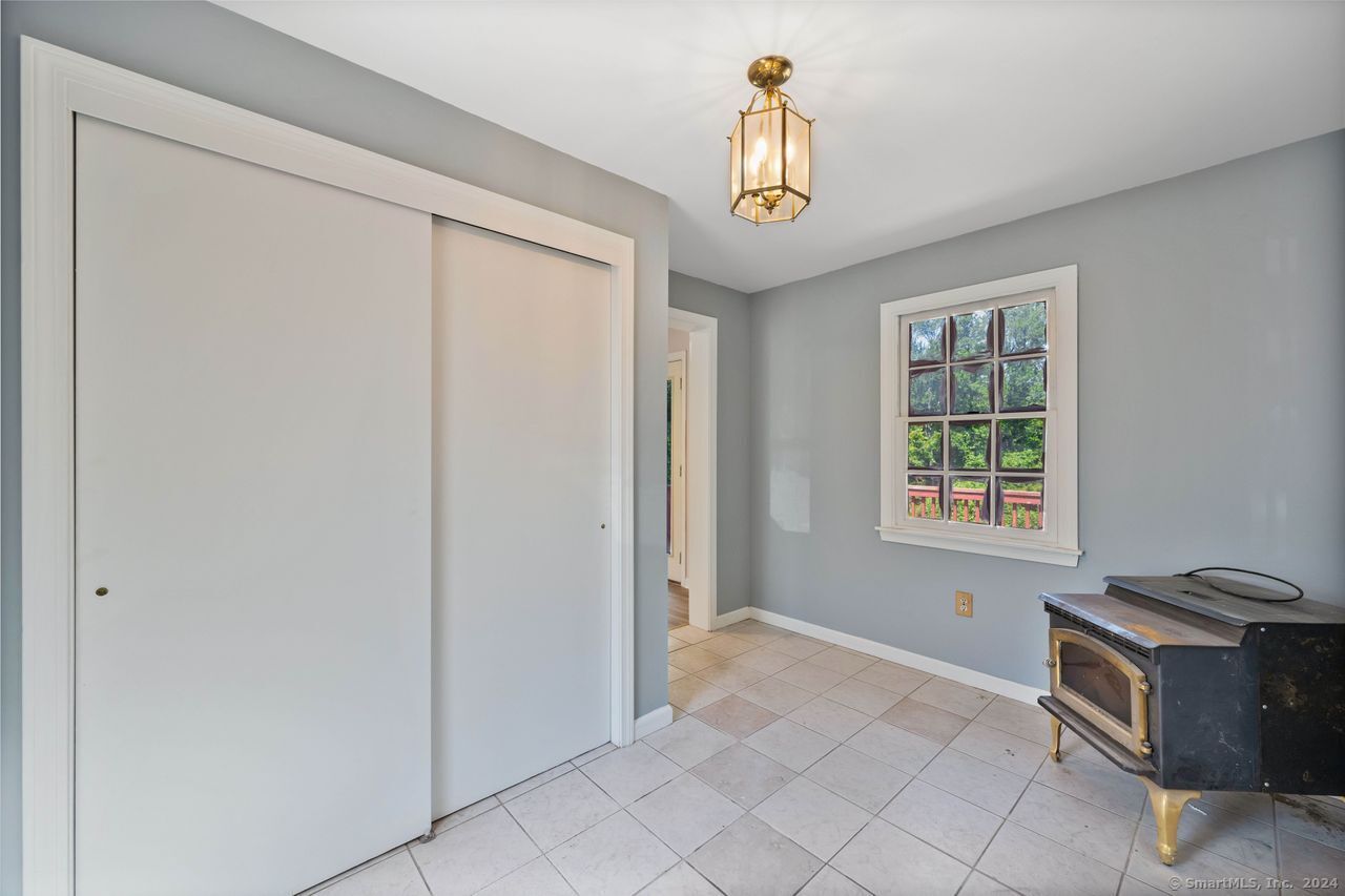 395 Washington Road, Plymouth, Connecticut image 23