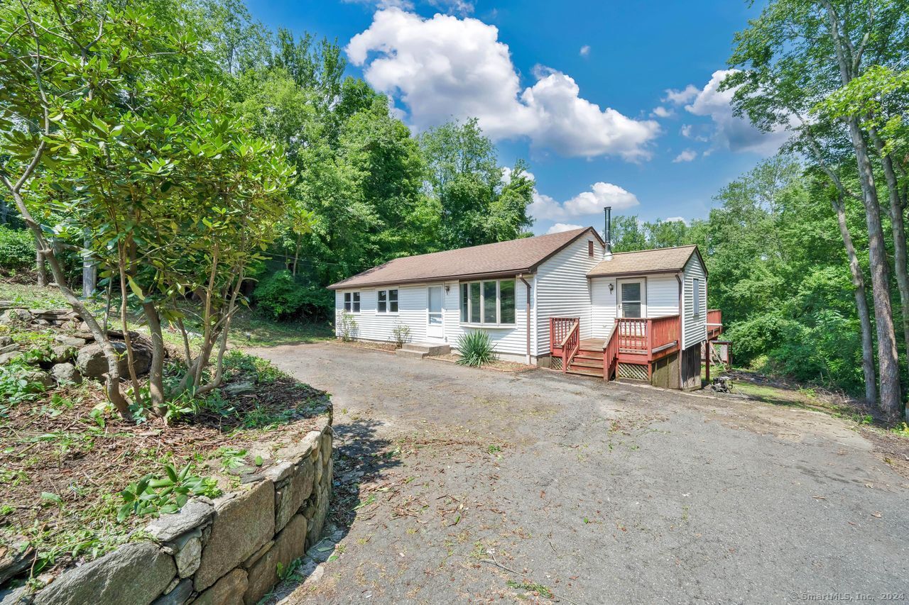 395 Washington Road, Plymouth, Connecticut image 2