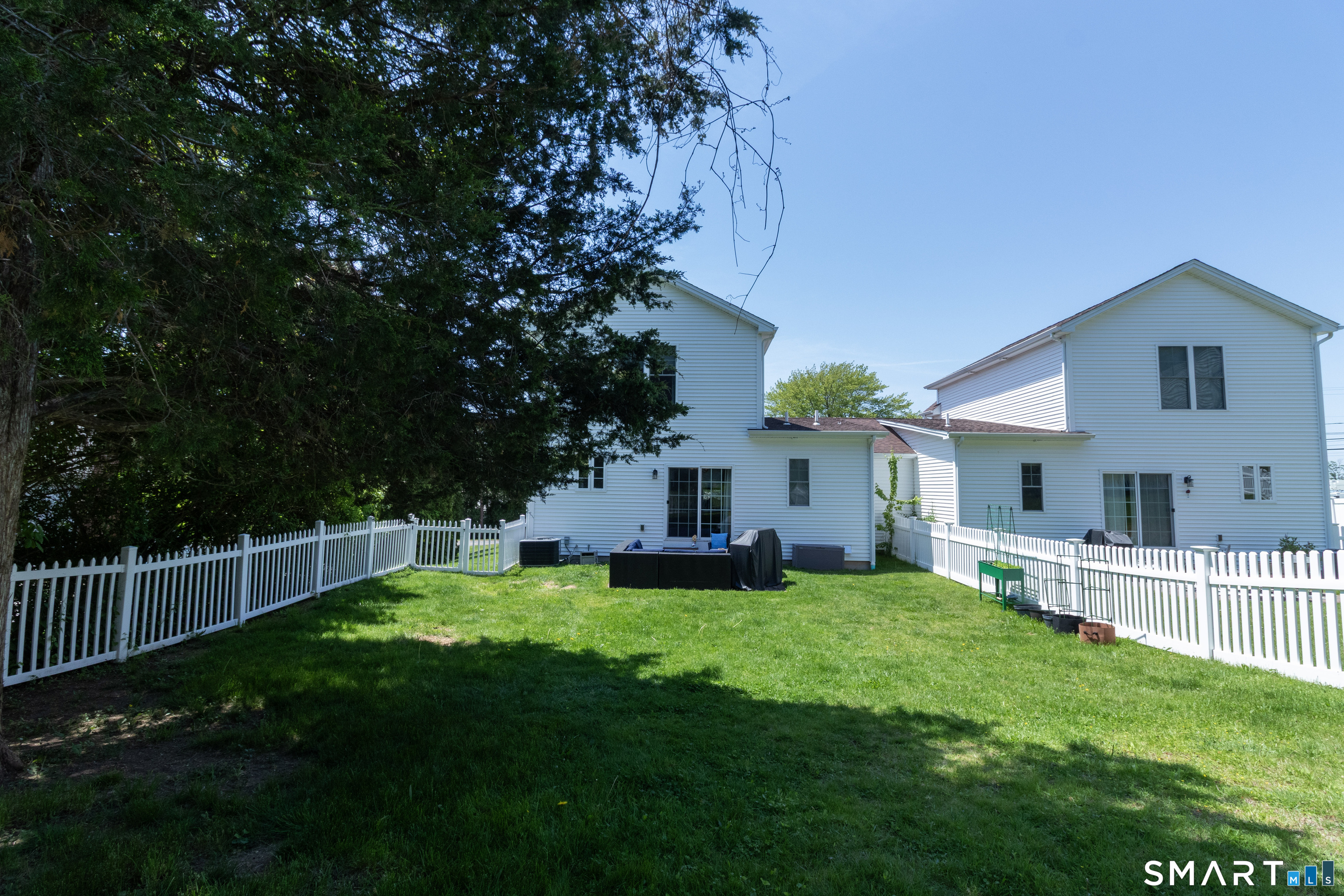 656 Bartholomew Road 656